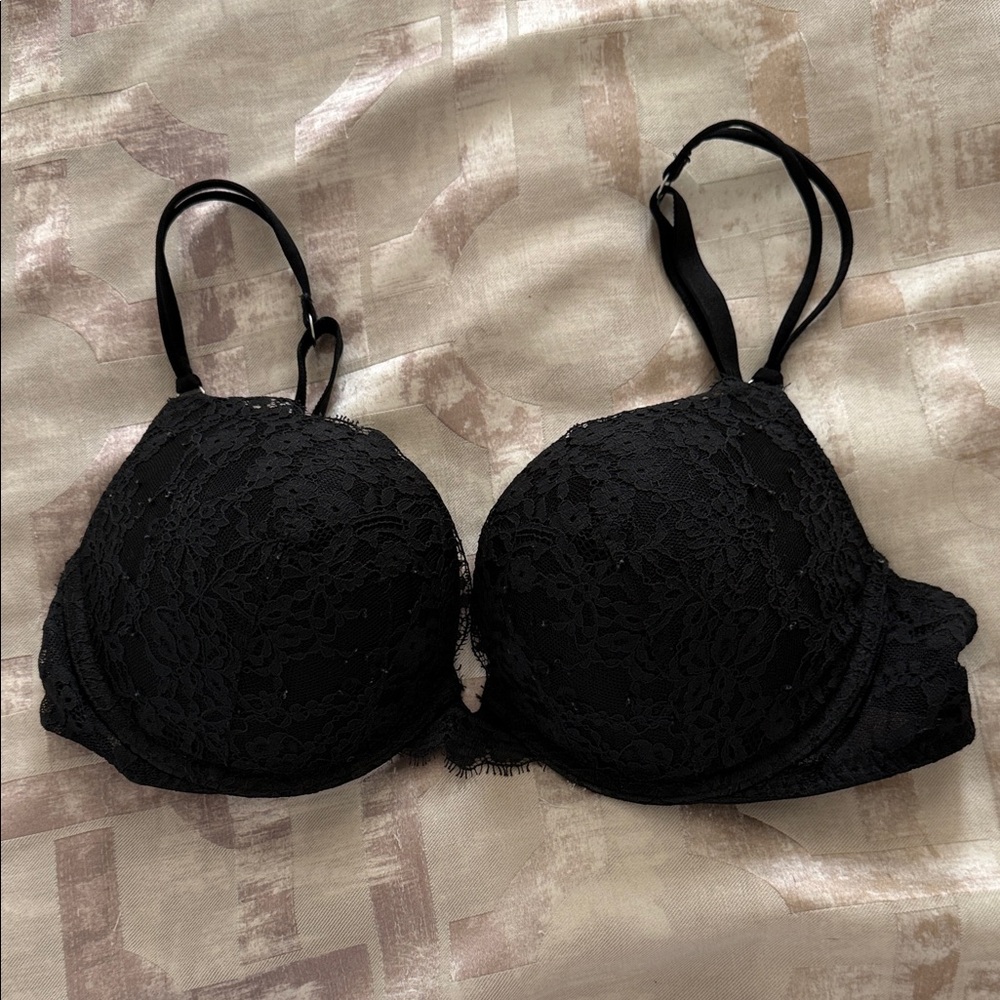 Victoria's Secret Midnight Lace Bra